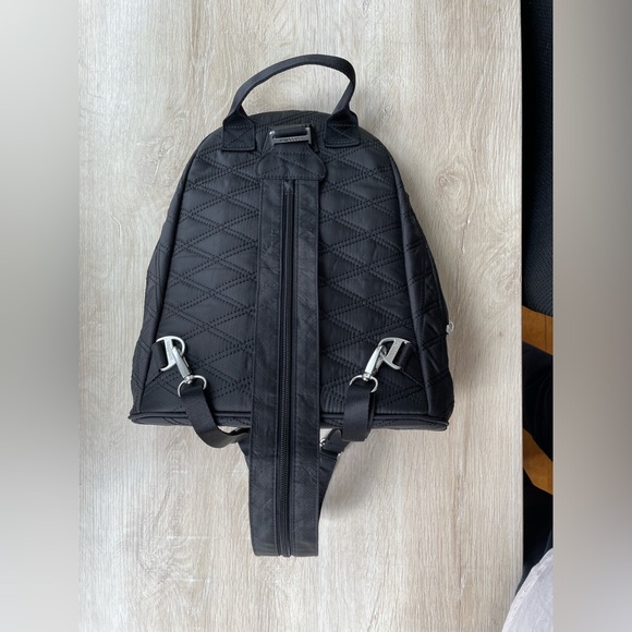 Baggallini Naples convertible backpack - Picture 2 of 8